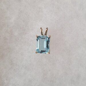 Sterling Silver Aquamarine Pendant